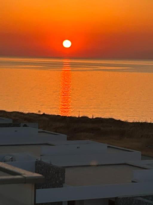 Penthouse Med Privat Saltvannsbasseng Pa Esentepe Beach Kyrenia  Exterior photo